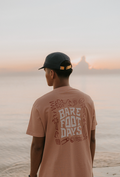 BAREFOOT DAYS T-Shirt